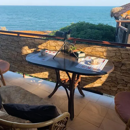 Maria's Sea View * נסבר